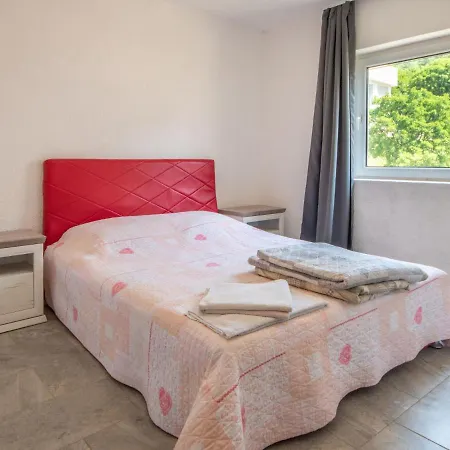 Semesterbostad Stana By Interhome