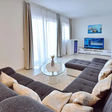 Semesterbostad Stana By Interhome *