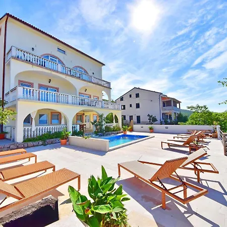 Semesterbostad Stana By Interhome