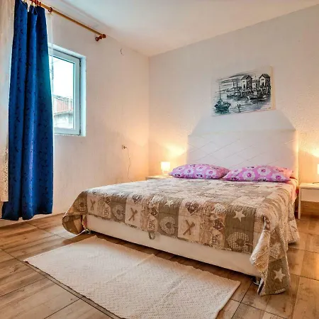 Stana By Interhome * Klenovica